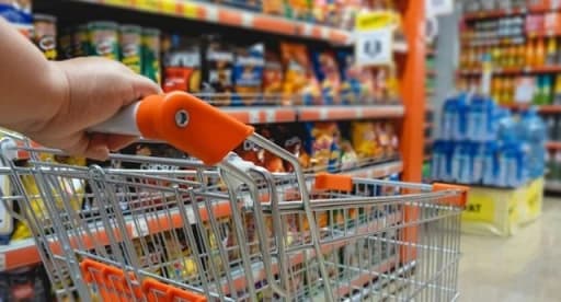 Las ventas en supermercados cayeron 1,5% en enero