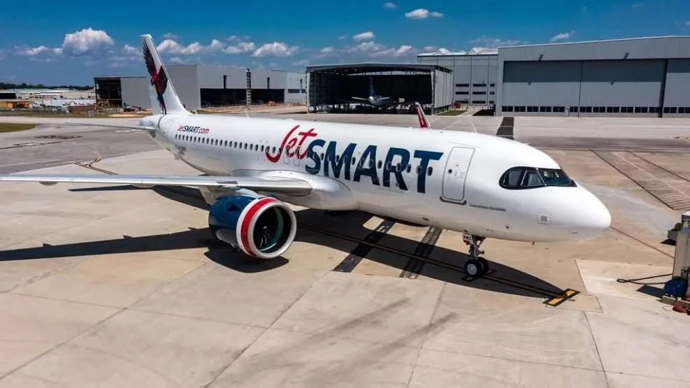 Autorizan nuevas rutas aéreas y refuerzan la conectividad regional