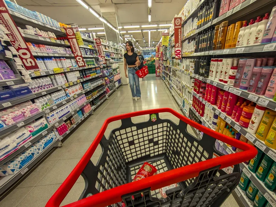 Las ventas minoristas pyme descendieron 3,2% interanual en abril