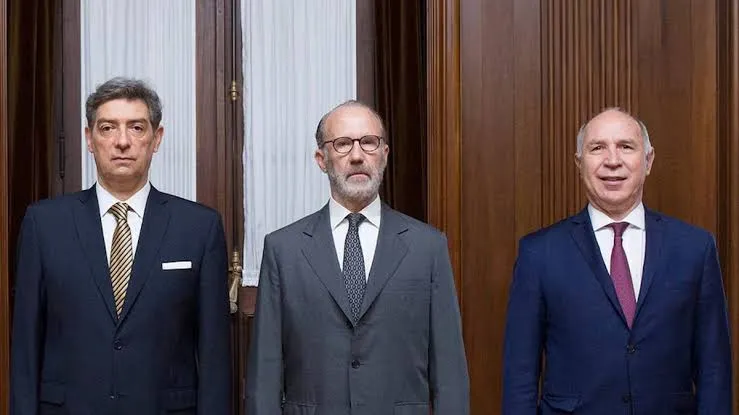 La Corte declaró inaplicable una tasa del 36% anual para una deuda aduanera en dólares