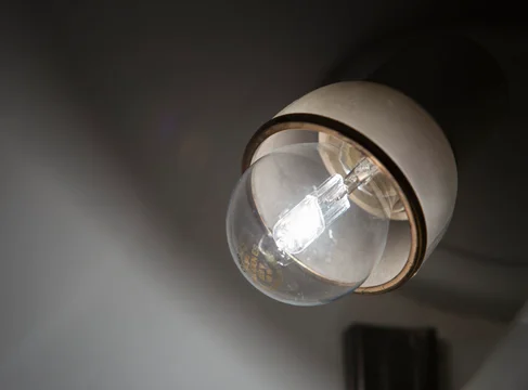 El Gobierno oficializó aumentos en las boletas de luz que regirán a partir de abril