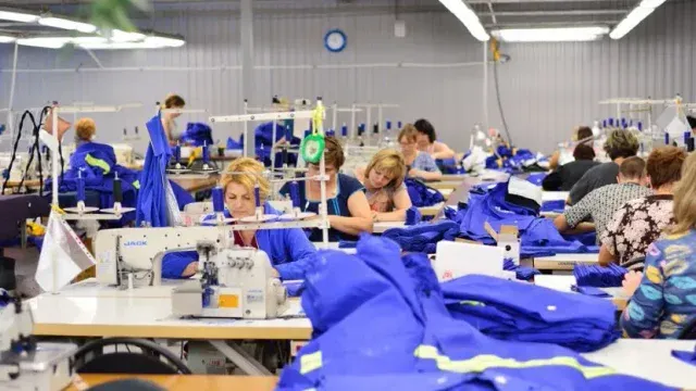 Crisis del sector textil: los números que explican por qué la industria está en alerta