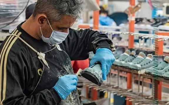 Otra empresa que cierra la fábrica