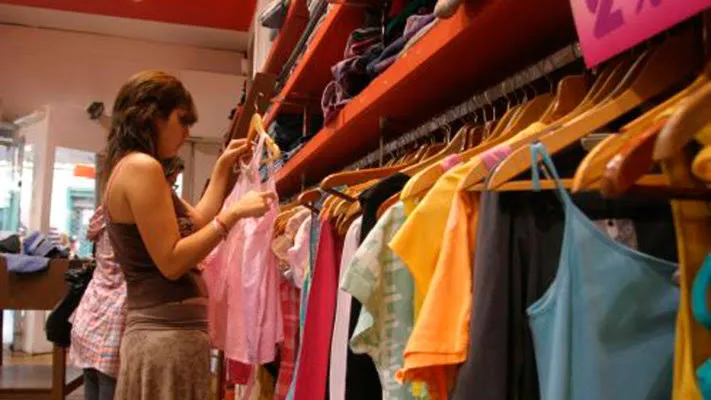 Las ventas minoristas pyme bajaron 3,8% interanual en julio