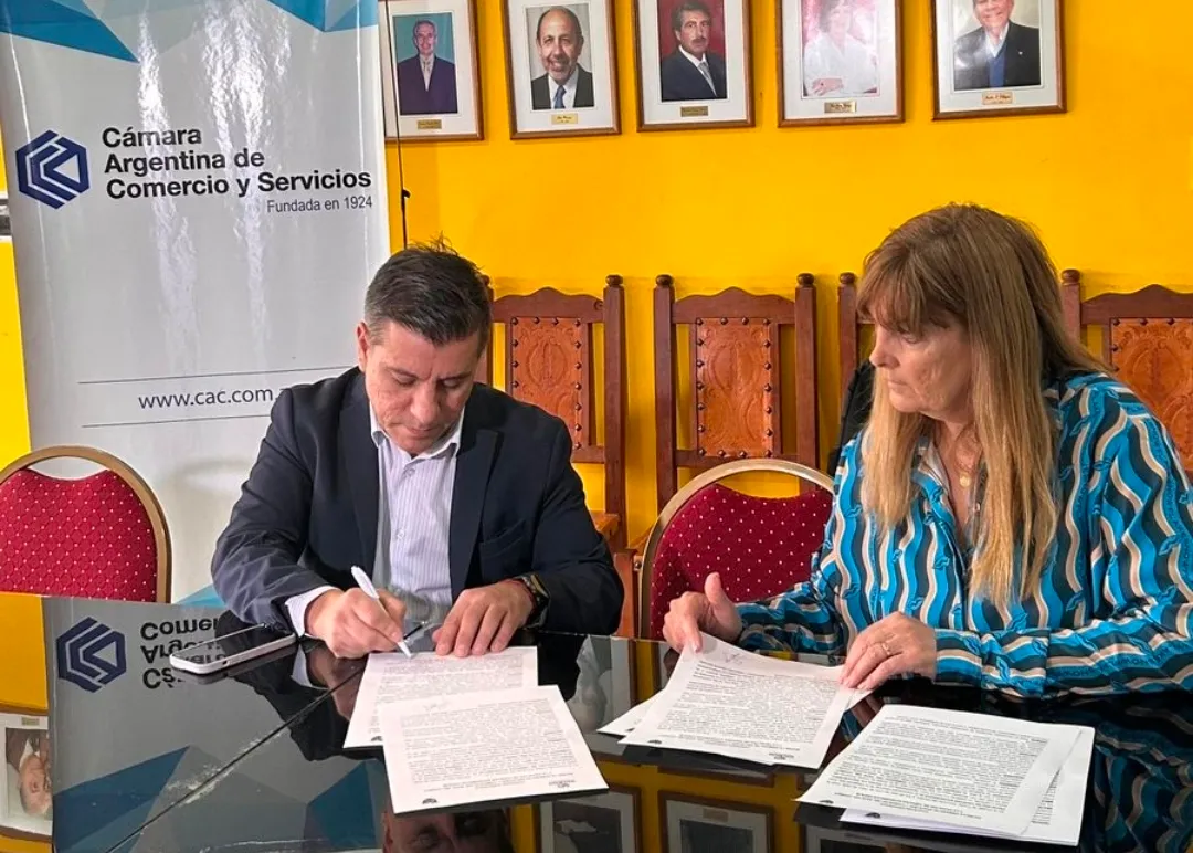 La Facultad de Económicas firmó con la CICECH un convenio de capacitaciones para dinamizar las ventas