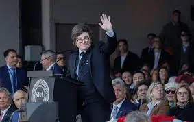El mercado mira a 2027: baja el riesgo de default pese a la incertidumbre electoral