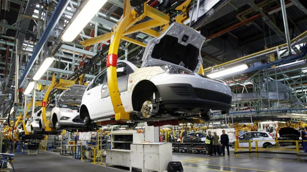 Industria automotriz: cayó la producción de autos en julio