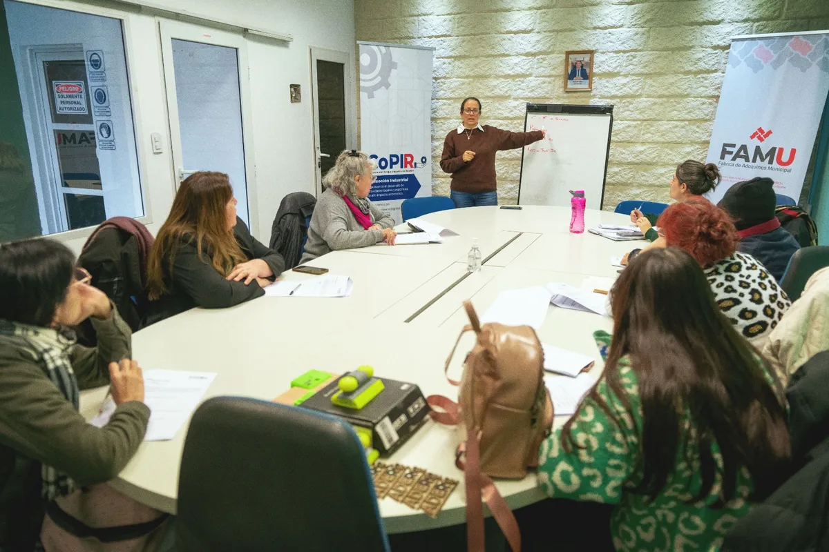 Emprendedores podrán capacitarse gratis en gestión de sus negocios