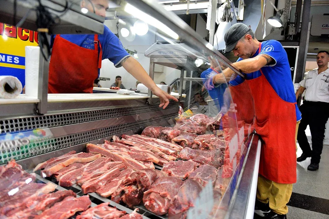 Consumo en caída: Los argentinos comen 5 kilos menos de carne que el año pasado