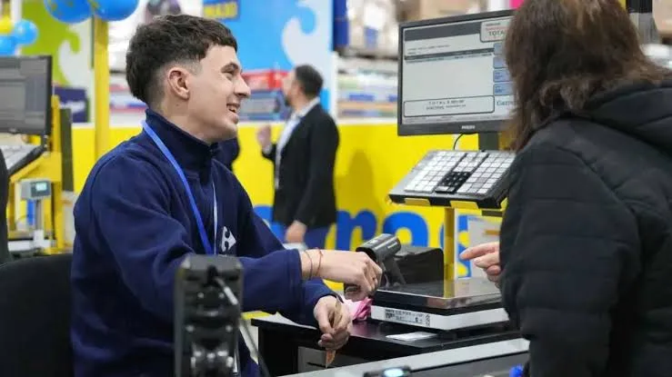 Se firmó la revisión paritaria mercantil