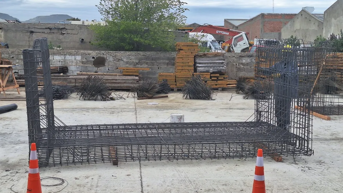 Avanza la fabricación de módulos premoldeados para agilizar la obra del conducto pluvial