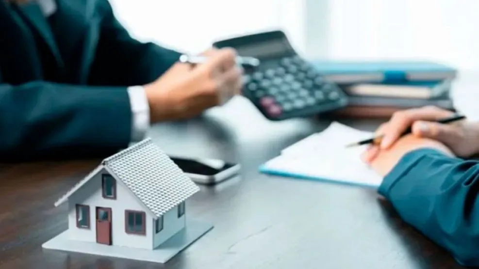 Fuerte caída del crédito hipotecario, un alerta para la clase media