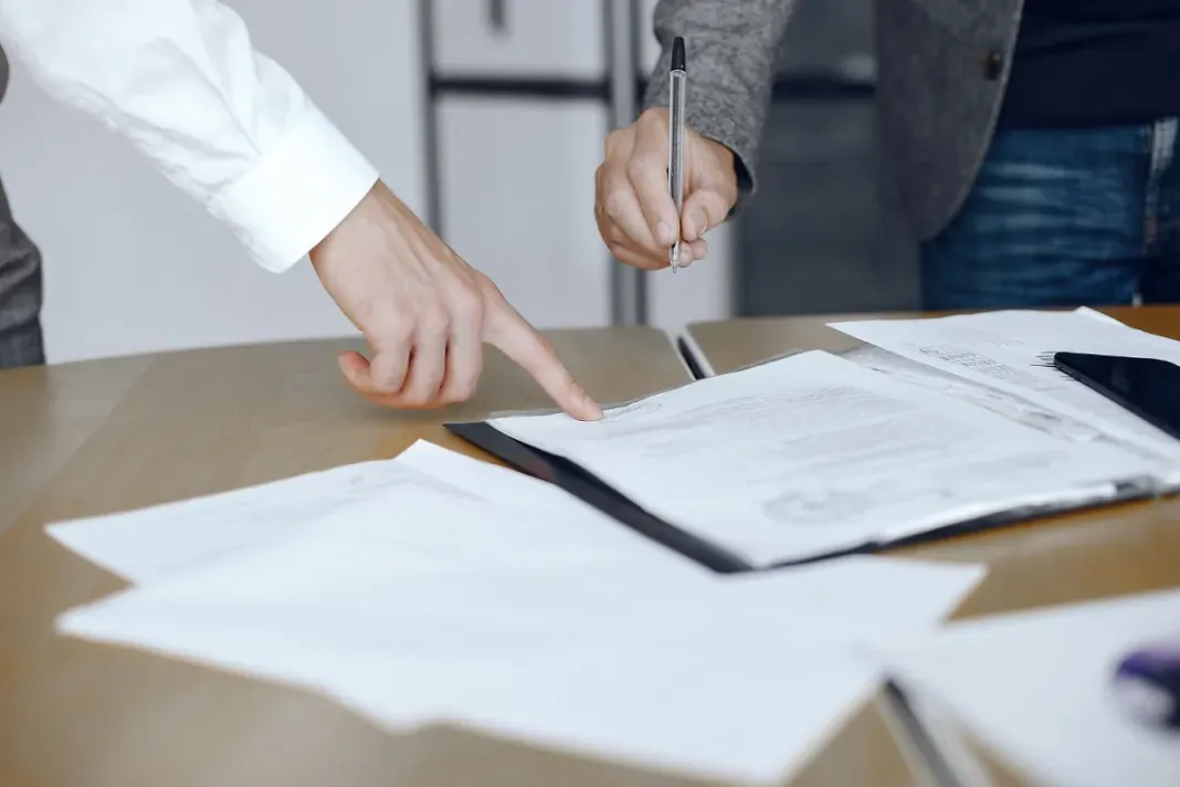 Se firmó la revisión paritaria mercantil